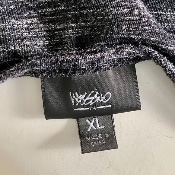 Mossimo cutout tank top - Picture 4 of 6